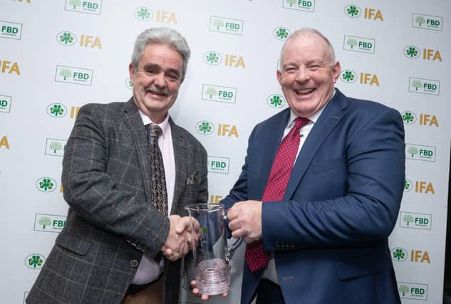 Pictured: IFA President, Francie Gorman, presenting Mr Comiskey with a glass jug to acknowledge his work as IFA Sheep Chairman between 2022 - 2023