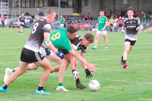 Con Doyle showed good skills to fire over before Ciaran McMorrow helped set up McKenna for a good score. Ciaran Reynolds pointed after a poor kickout to tie the scores and the Gortletteragh youngster then added a free for an off-the-ball foul to put Leitrim in front for the first time.