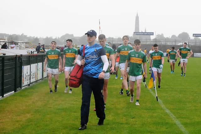 Earley’s first task was a kickout, the second to pick the ball out of the neet as Doyle won the kickout and sent the ball to a completely unmarked James Fitzpatrick 20 yards from goal and he blasted the ball to the net with any glimmer of hope the most green-eyed Leitrim fan had quickly extinguished.