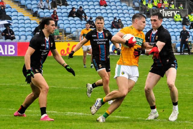 It wasn’t enough for one Mayo fan, however, who roared “Ah pick it up will you” at Darren Coen when he was unable to cleanly gather the ball. 