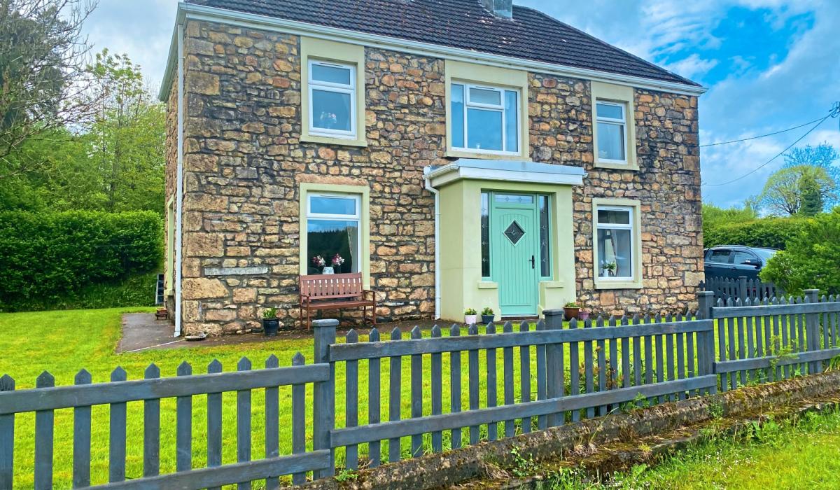 Gallery Beautiful stone finished 3bedroom property for sale in Leitrim Page 1 of 4 Leitrim