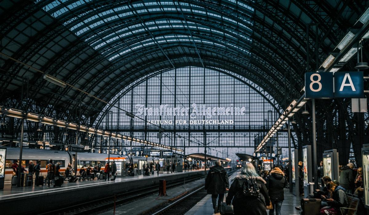 Leitrim teenagers urged to apply for free EU travel pass