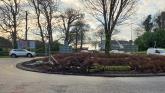 Man arrested after late night crash at Leitrim roundabout