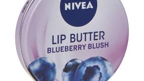 NIVEA's Winter beauty handbag essentials
