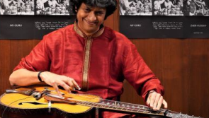 Master of the Indian slide guitar plays in Leitrim