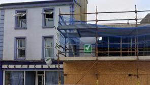 Scaffolding on building in Leitrim town to remain in place through 2025