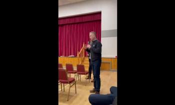 WATCH: Pearse Dotherty slams government for 'holiday' amid fuel crisis at Leitrim fuel meeting