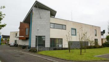 Suspended sentence imposed in Leitrim court after man smashed window of house