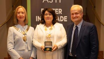 Leitrim teacher receives ASTI Thomas MacDonagh Medal