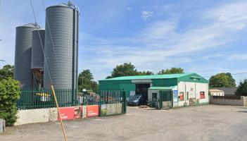 Council to push Aurivo for meeting on traffic dangers at busy Leitrim store