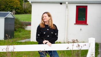 WATCH: American woman picks up keys to new Leitrim home won in online raffle