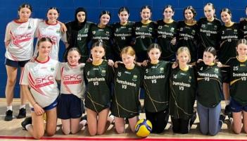 Drumshanbo's first-year volleyballers fall short against the brilliant Ballinasloe team