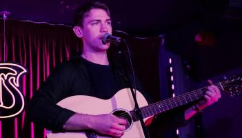 Leitrim folk singer Eoin Kenny charts a heartfelt path from &lsquo;Here to There&rsquo;