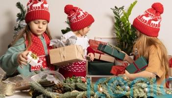 6 ways to help your child deal with comparison culture this Christmas