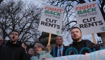 Opposition parties protest against Residential Tenancies Bill as Dail debates
