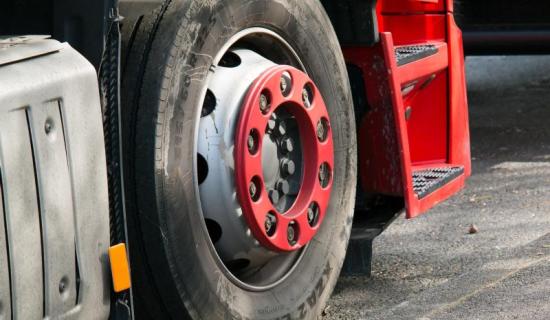 'That had the potential to be a fatality' - Leitrim haulier says council needs to cut dangerous hedges