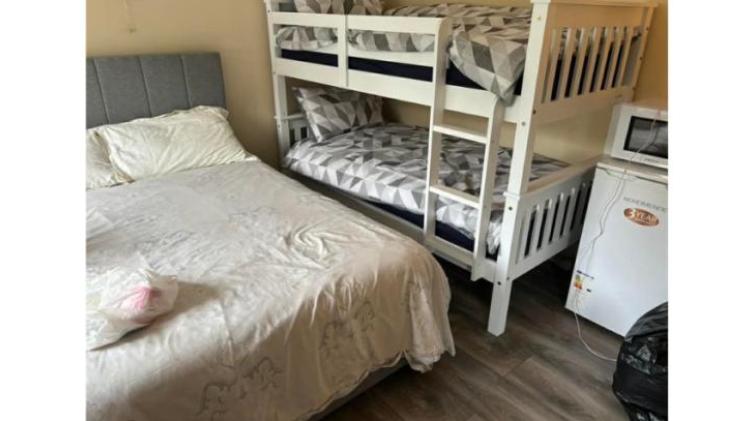 XXX How many Air BnBs in Leitrim?