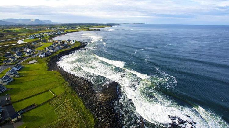 Leitrim coastal community fears loss of traditional seaweed rights