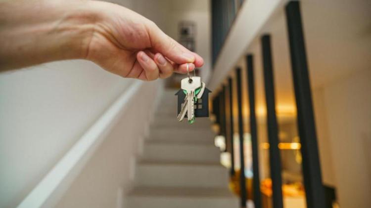 Young mother from Leitrim issued with a notice of termination from a landlord