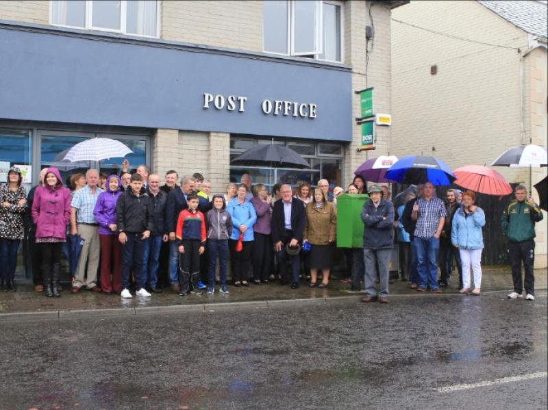 Ballinamore  locals protest over moving current post office