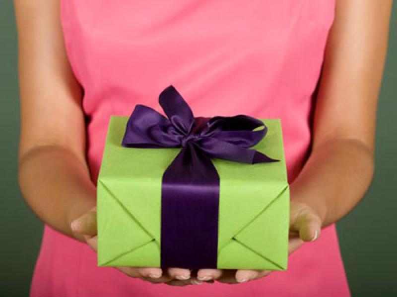 Ten worst Christmas gifts to buy a woman