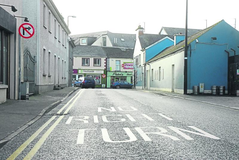 No right turn at Leitrim Road junction in Carrick