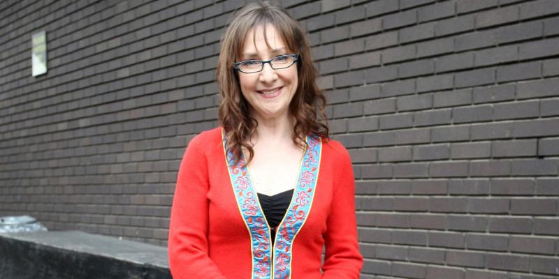 Pauline McGlynn to MC at Pink Pamper Night!