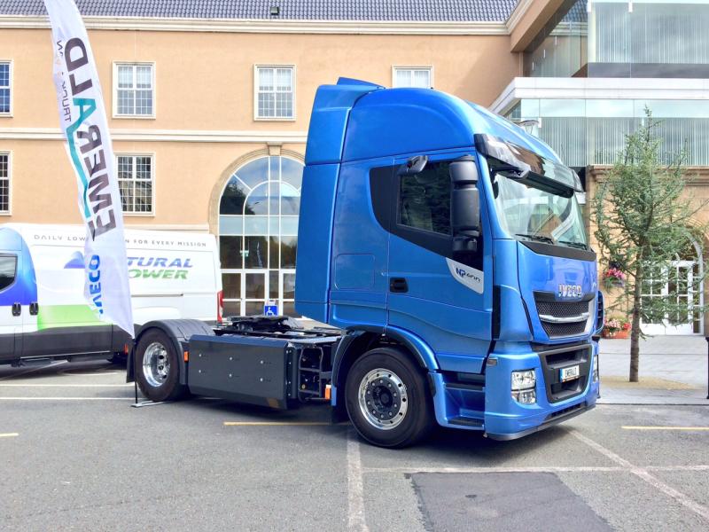 Green fleet management with natural gas power
