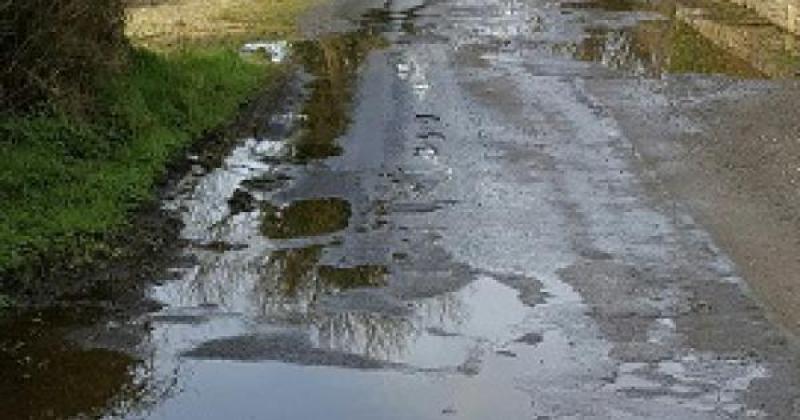 Minister Ross invited to see state of Leitrim roads
