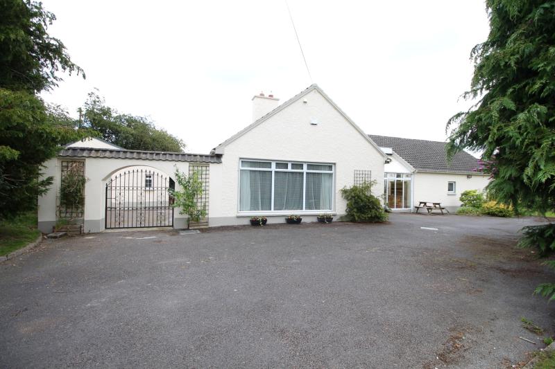 Once in a lifetime property available in CarrickonShannon Leitrim Live