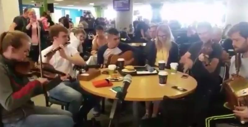 Passengers treated to trad session while waiting at Ireland West Knock Airport