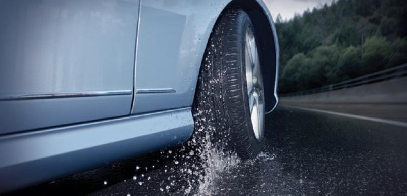 Drivers warned to drive carefully after oil spill on Leitrim road