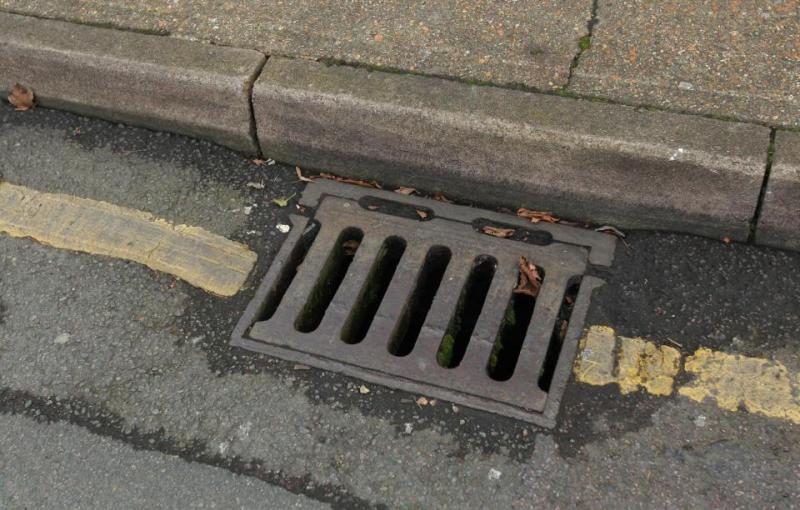 Work to eliminate foul smell in Mohill to begin in November