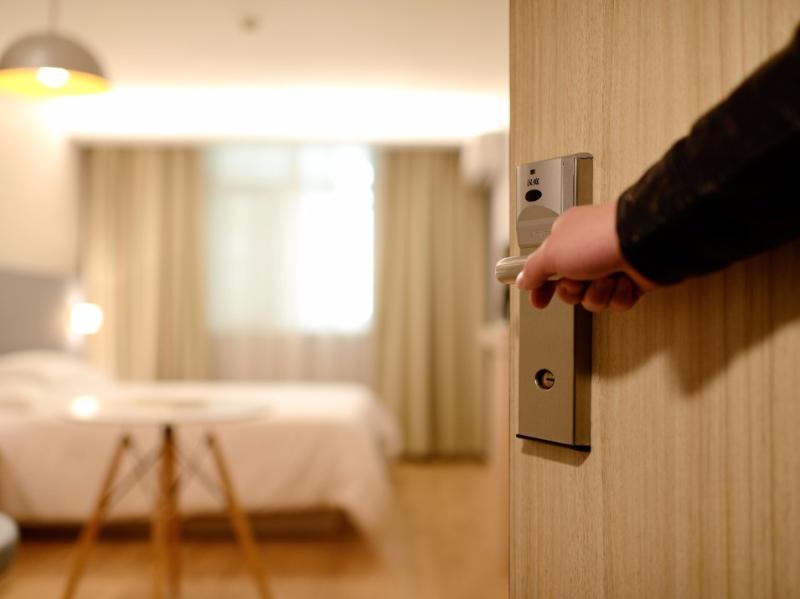 Kayak.ie show holidaymakers where to get best value for money holiday accommodation