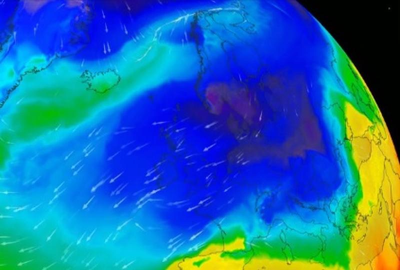 Blizzard with Status Red weather warning for snow on the way warns Met Éireann