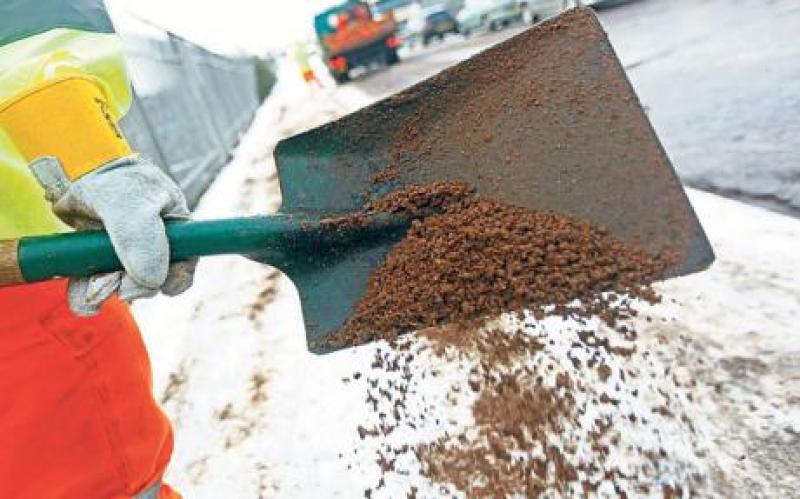 Laois Snow: Grit is free for public collection at these depots #beastfromtheeast