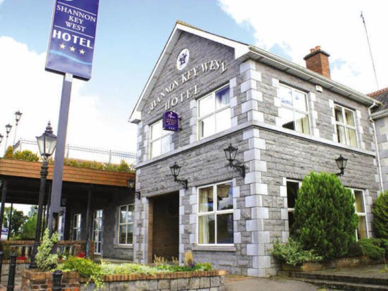 Rescheduled meeting on future of Rooskey hotel