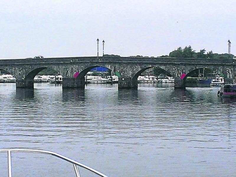 Shannon users issued warning concerning Carrick-on-Shannon and Hartley bridges