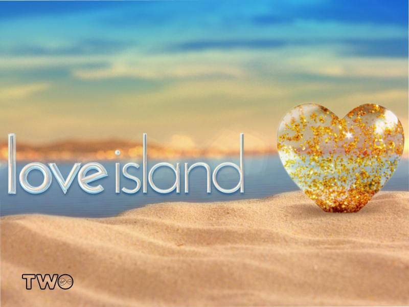 Stunning Longford model Maura Higgins to set temperatures sizzling as she joins Love Island 