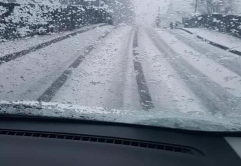 Dangerous driving conditions as snow falls in Offaly