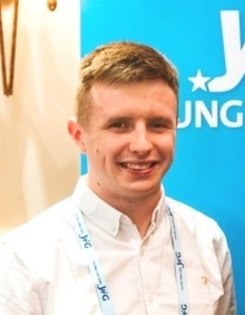 Decision  to expel Jude Perry from Fine Gael has been suspended