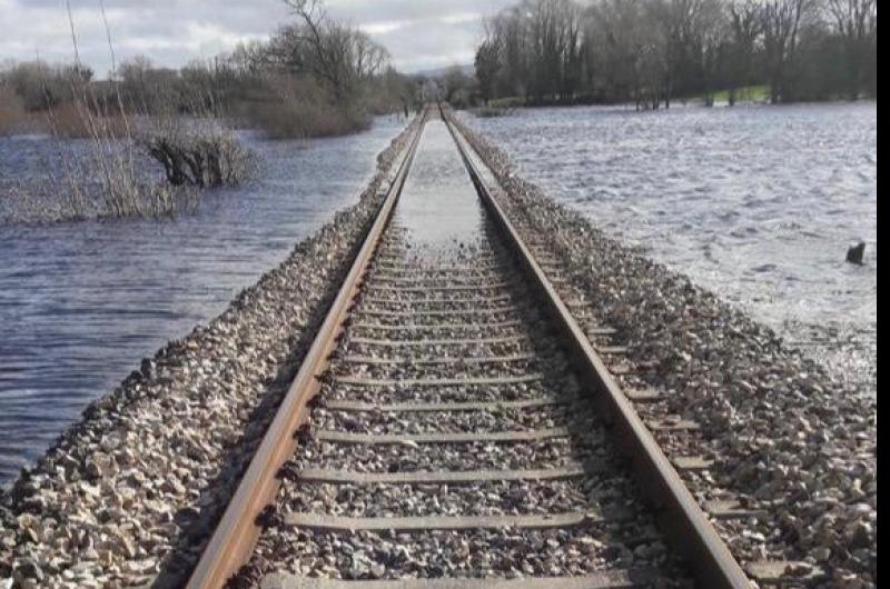 Delays announced for Dublin-Sligo train as a result of flooding in Dromod