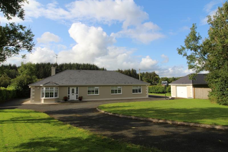 New to the market - Spacious four bed bungalow outside Ballinamore 
