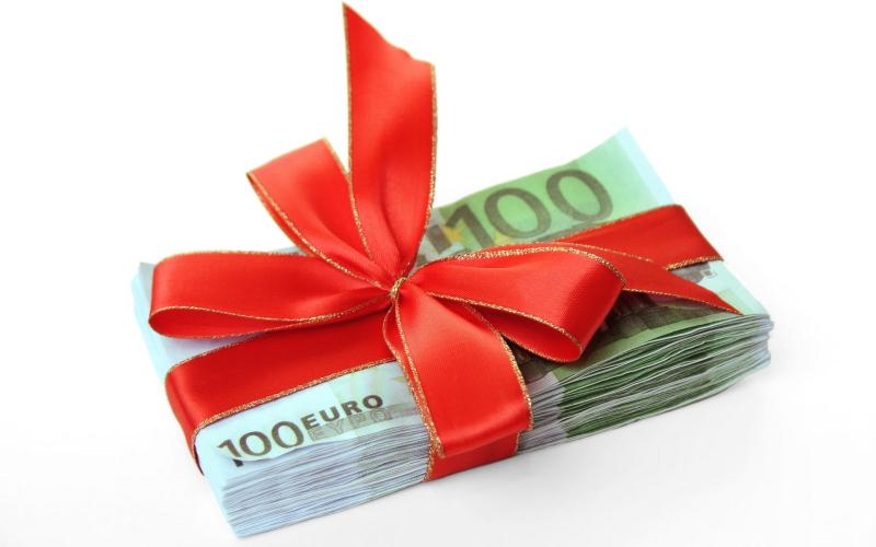 Tis the season for giving