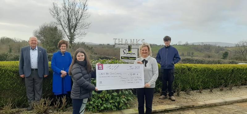 Amazing display of Christmas lights by Leitrim family  yields over €4,000 for NW Simon 