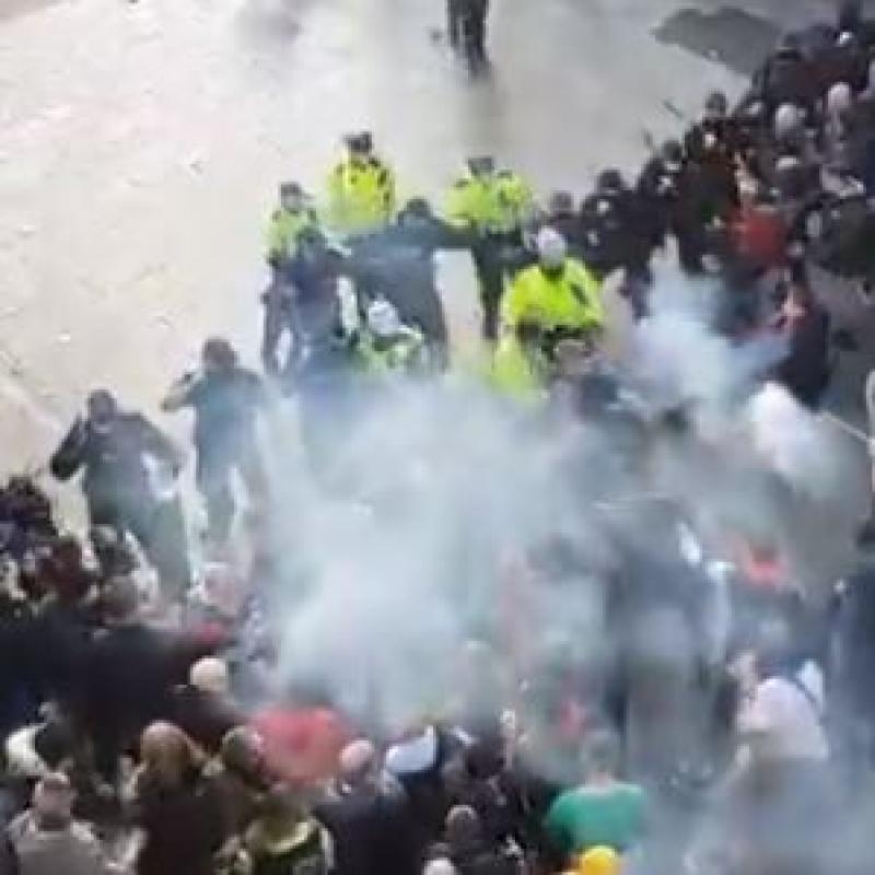 LATEST: Man arrested in relation to alleged firework attack at Dublin protest 