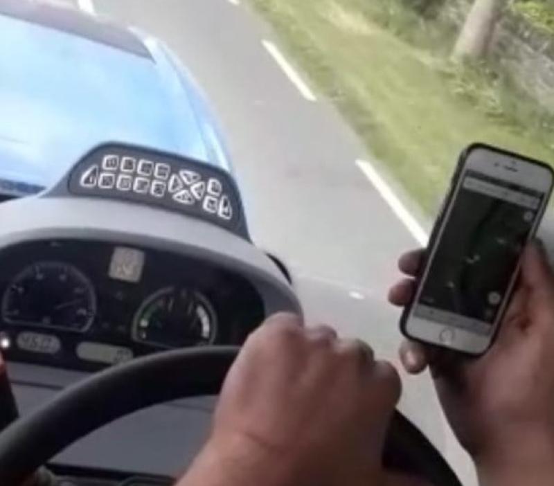Commercial tractor drivers warned about phone video Zero Tolerance by Laois offaly gardaí