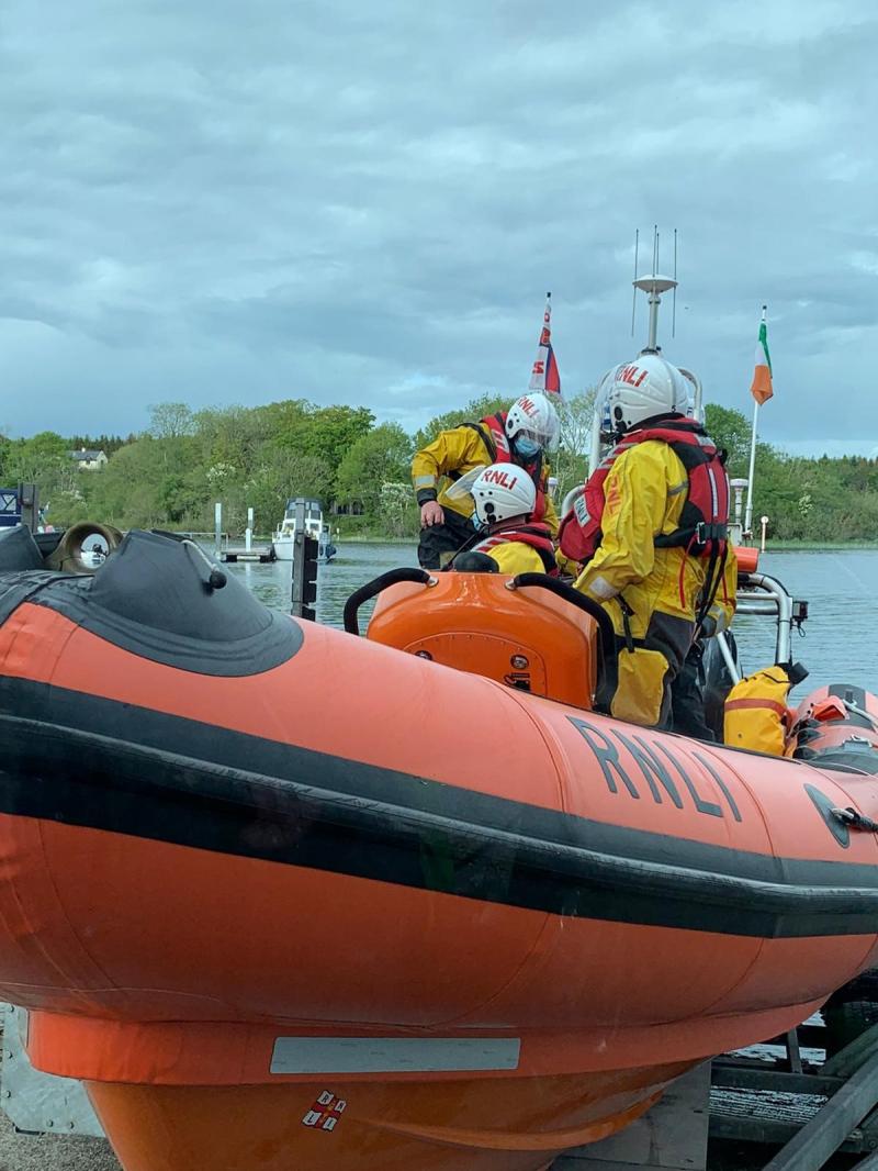 Lough Ree RNLI rescue six people from listing cruiser