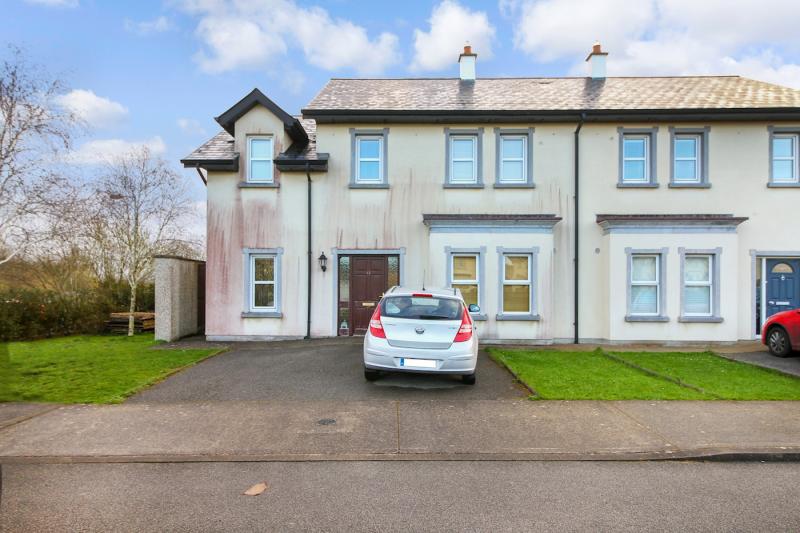 PROPERTY WATCH Sixbedroom house on sale as part of online auction for