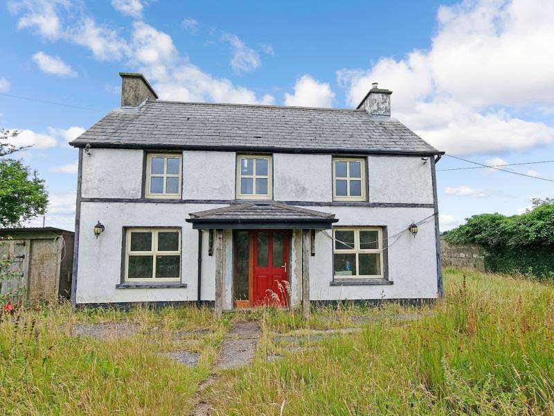 Beat this! 2-bed country cottage on 2.5 acres with starting price of &euro;45k 